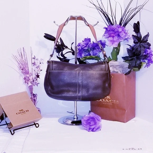 💯Authentic Coach Chelsea Shoulder Bag F12336